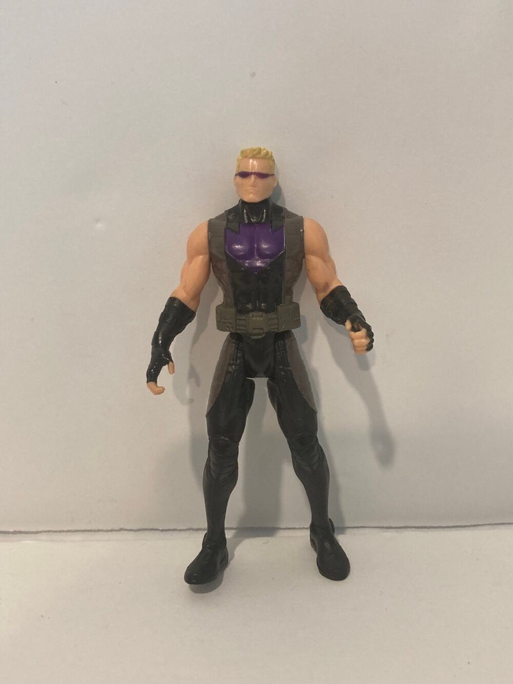 Avengers Assemble Marvel Hawkeye Figure